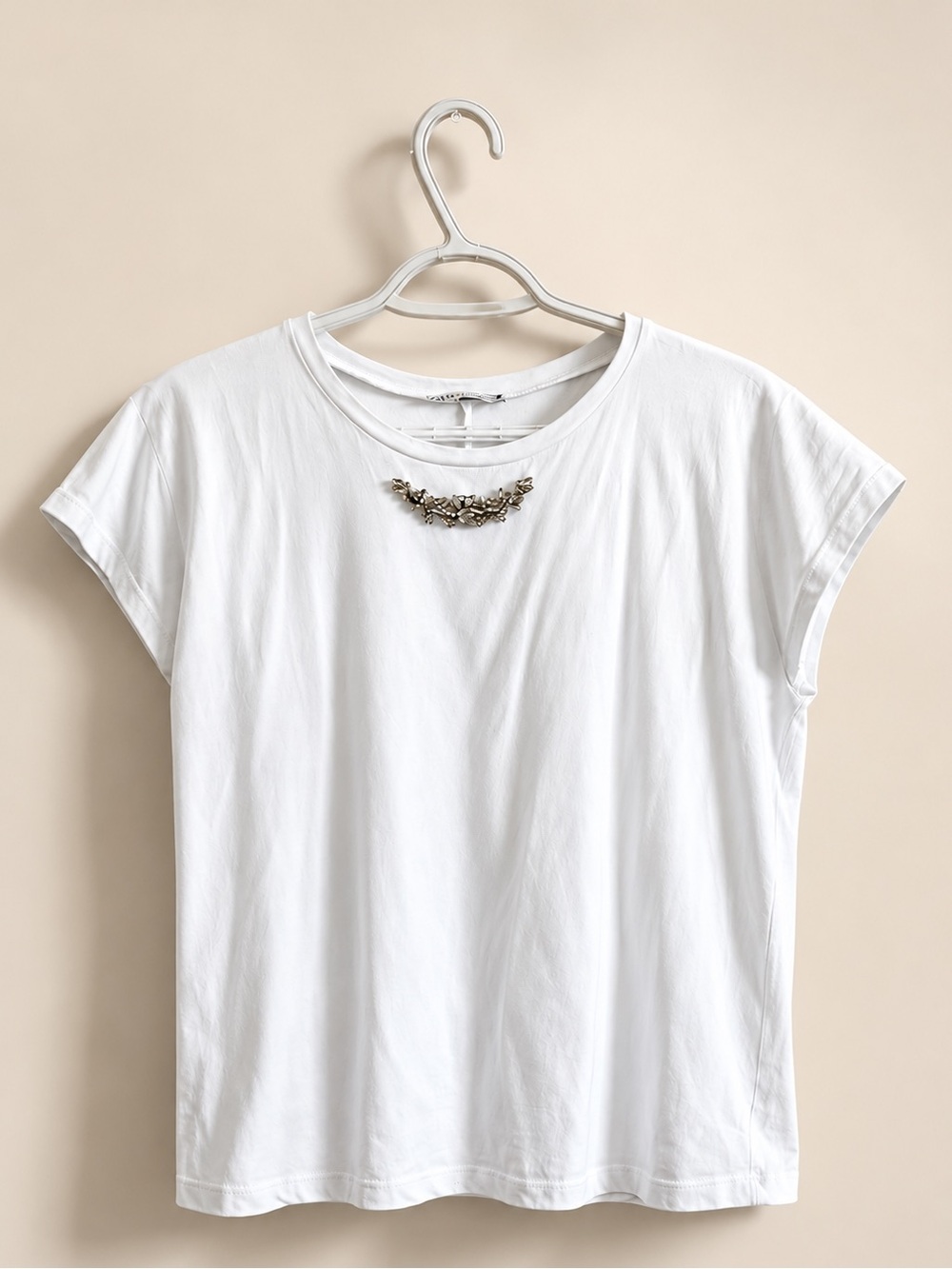 Zara White Short-Sleeve 100% cotton embellished jewel Tee